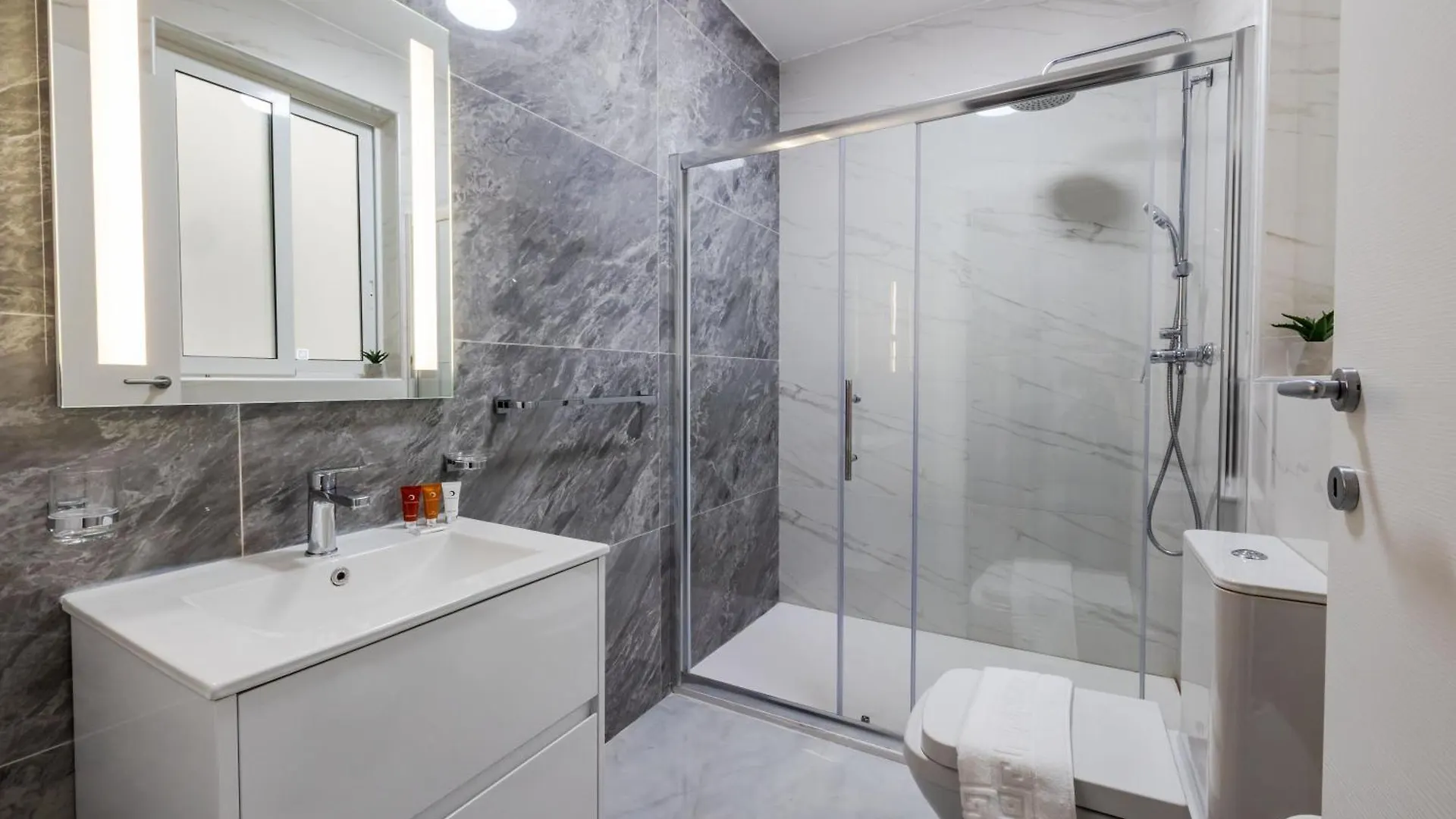 Stunning 2Br Apartment In Sliema - Apt 23 0*,  Malta