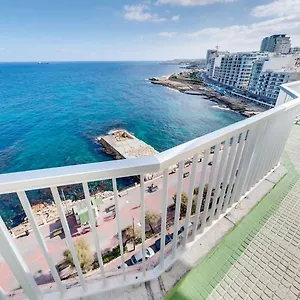 Sliema Chalet Hotel Слима